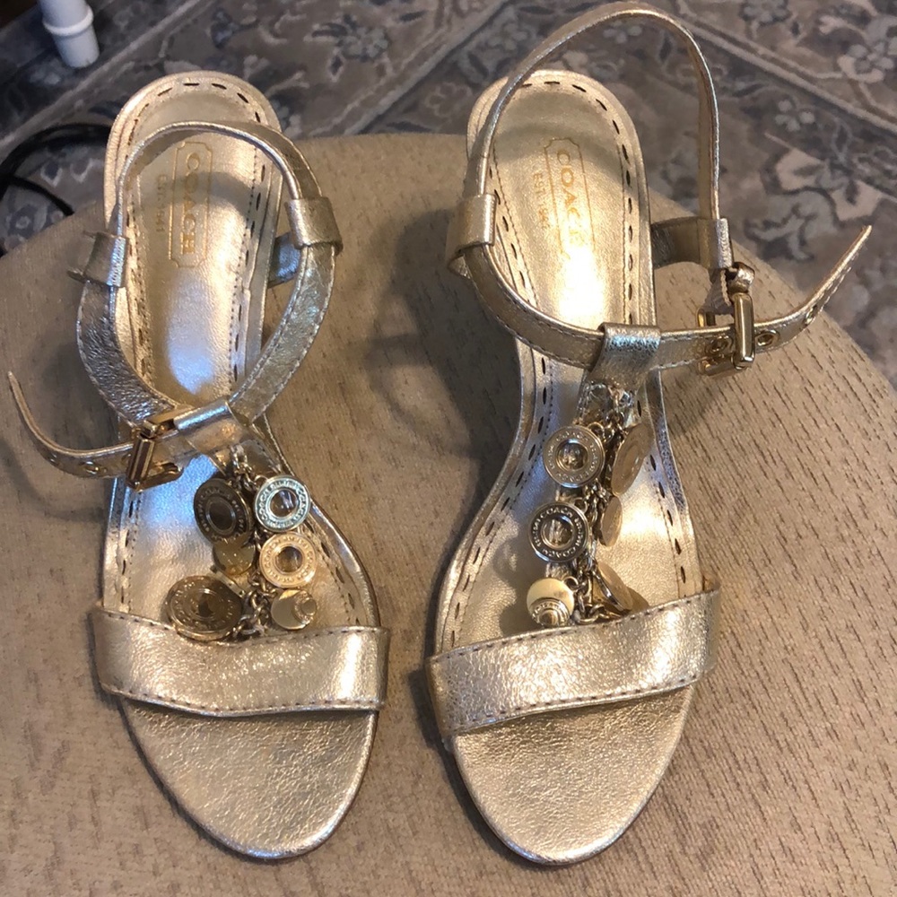 Sandals gold